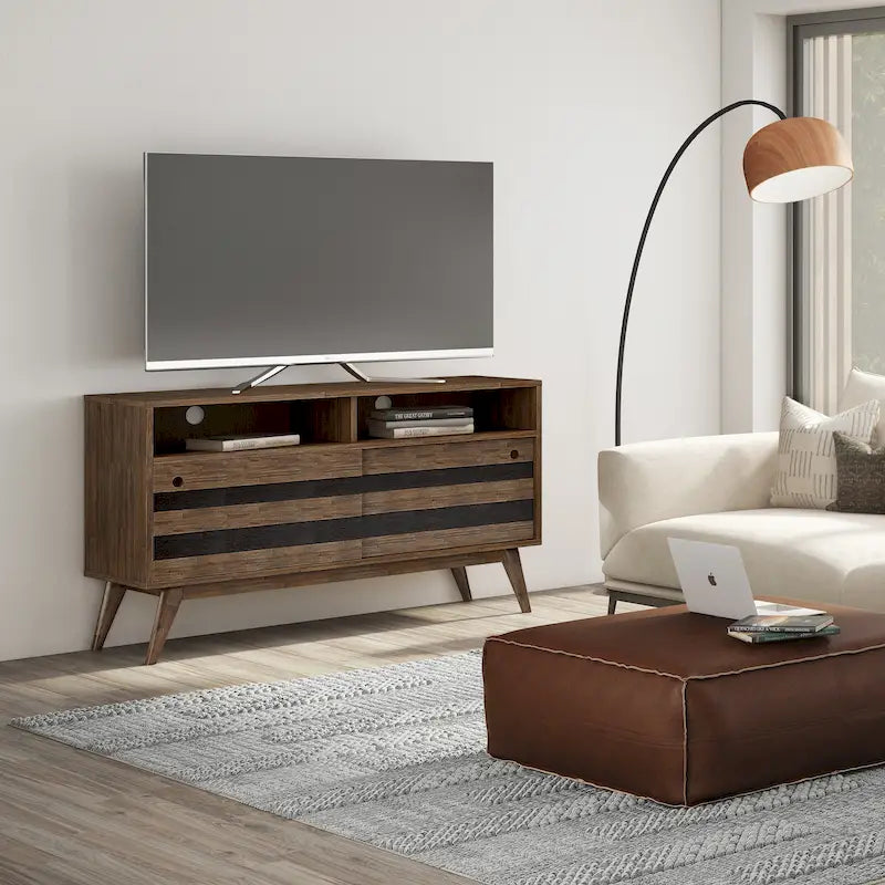 Meuble TV/média Wyndenhall Wright en BOIS D'ACACIA MASSIF de 54 pouces de large, design milieu de siècle, finition marron vieilli naturel rustique