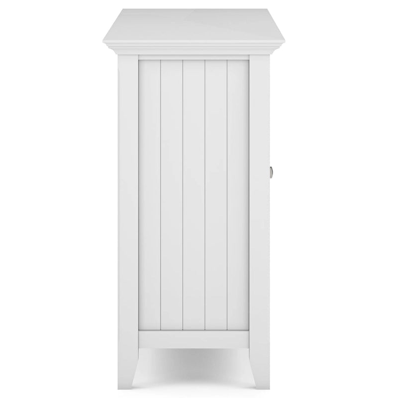 WYNDENHALL Normandy Meuble TV multimédia en bois massif de 134,6 cm de large pour téléviseurs jusqu'à 60 pouces