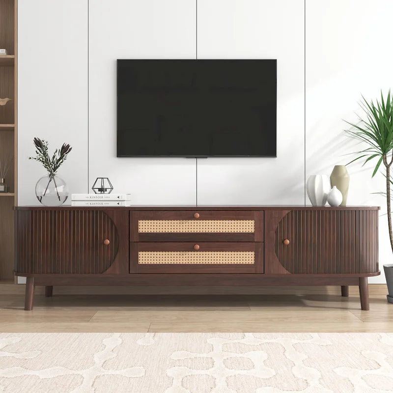 Meuble TV de style ferme moderne avec pieds en bois massif