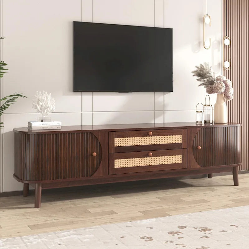 Meuble TV de style ferme moderne avec pieds en bois massif