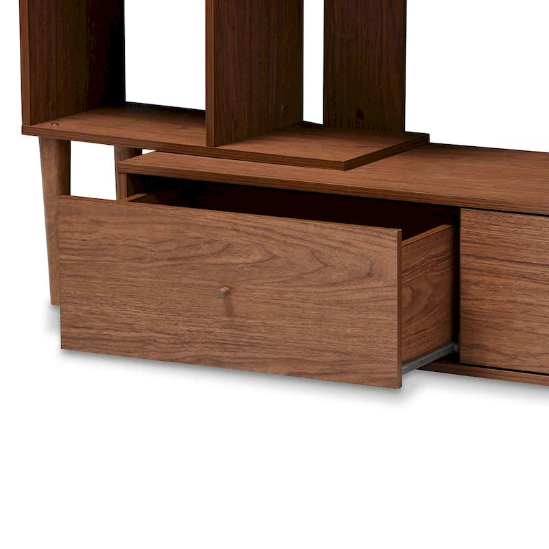Meuble TV en bois brun moyen Carson Carrington Sakskøbing de style Mid-century