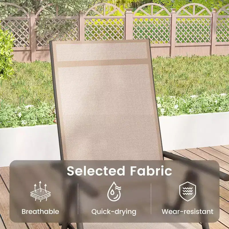 Lot de 2 chaises de salle à manger pliantes Costway pour patio avec dossier haut réglable sur 7 niveaux pour jardin Marron/Noir