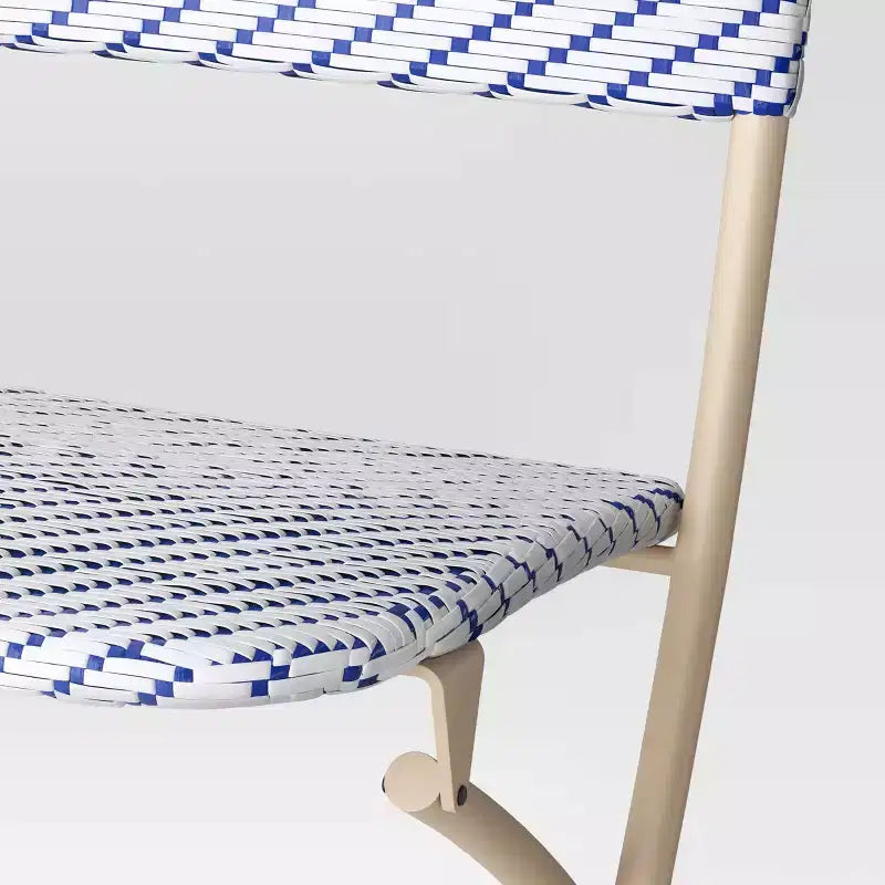 Chaises pliantes de salle à manger d'extérieur pour café français, couleur beige - Threshold