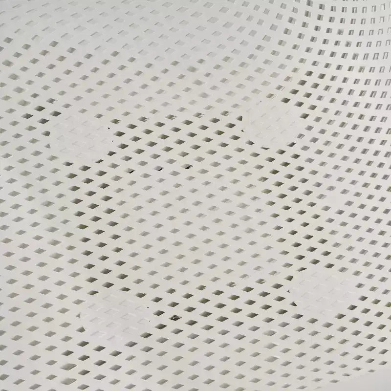 Christopher Knight Home Lotus Chaises de salle à manger modernes d'extérieur en plastique polypropylène (lot de 2)