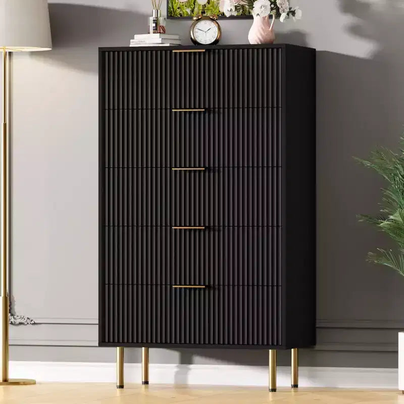 Commode 5 tiroirs blanche / effet marbre et bois – Panneau cannelé, pour 1 personne